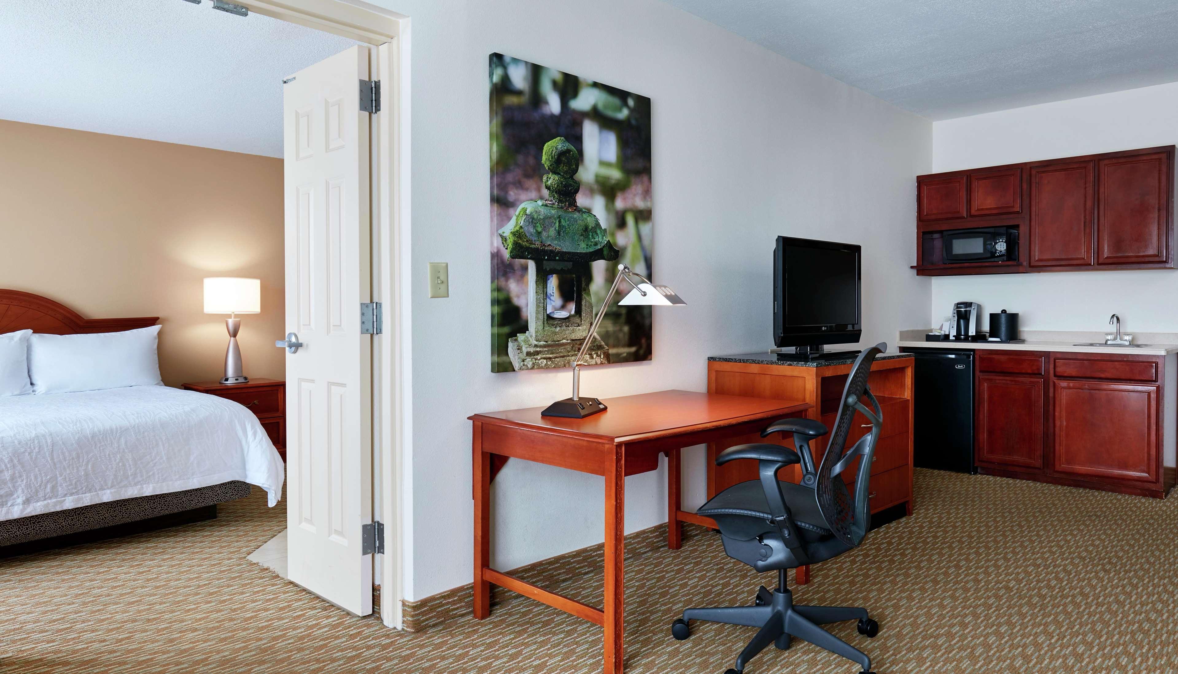 Hilton Garden Inn Charlotte North Extérieur photo