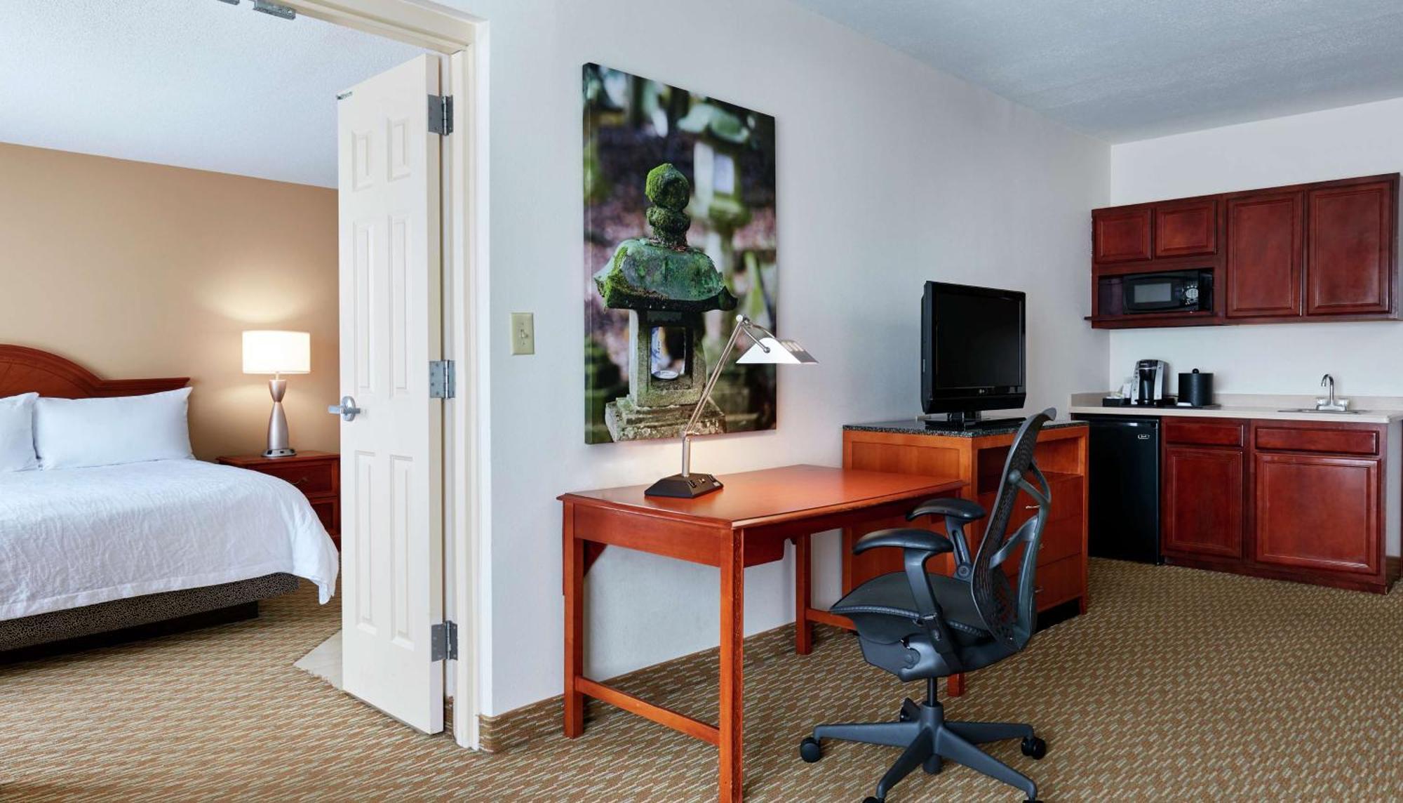 Hilton Garden Inn Charlotte North Extérieur photo
