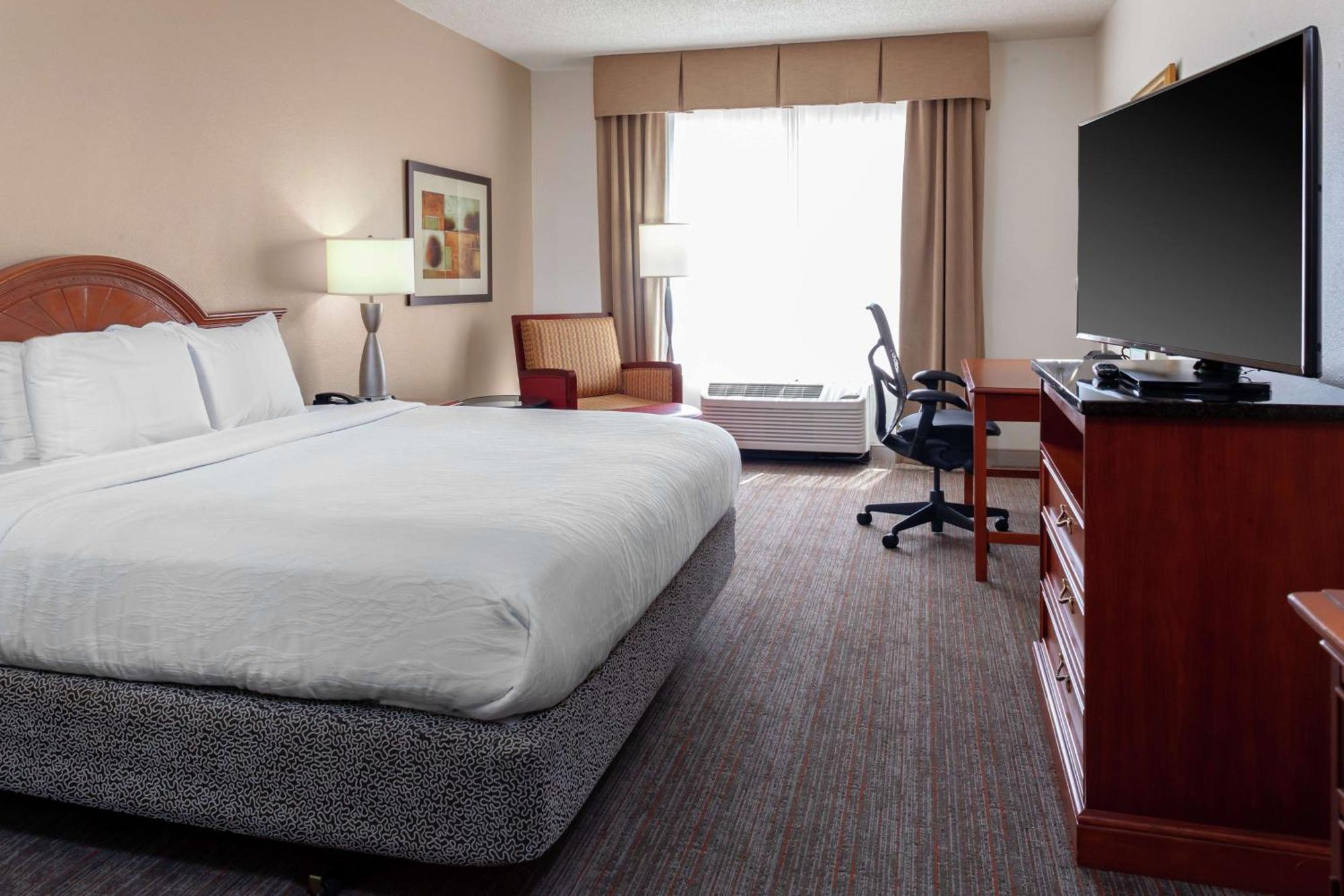Hilton Garden Inn Charlotte North Extérieur photo